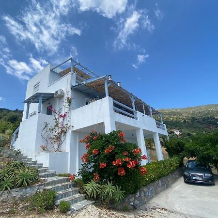 Agnanti Villa Akhladherí Buitenkant foto