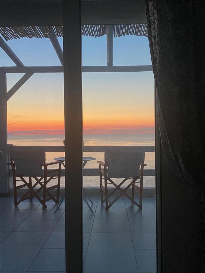 Agnanti Villa Akhladherí Buitenkant foto