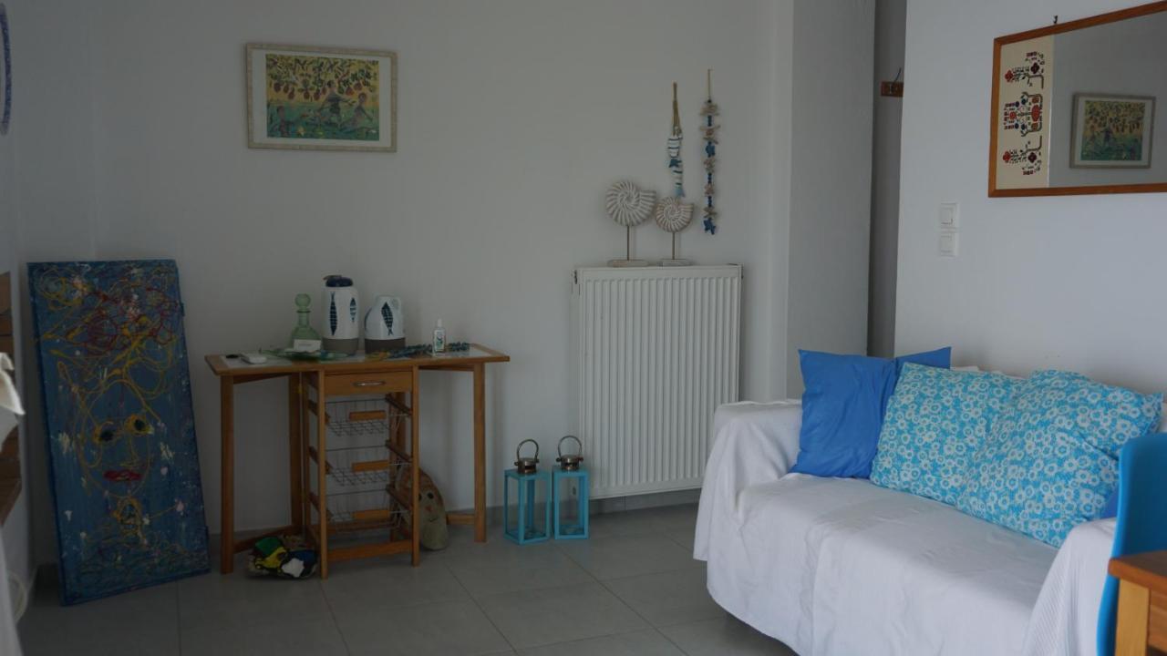 Agnanti Villa Akhladherí Buitenkant foto