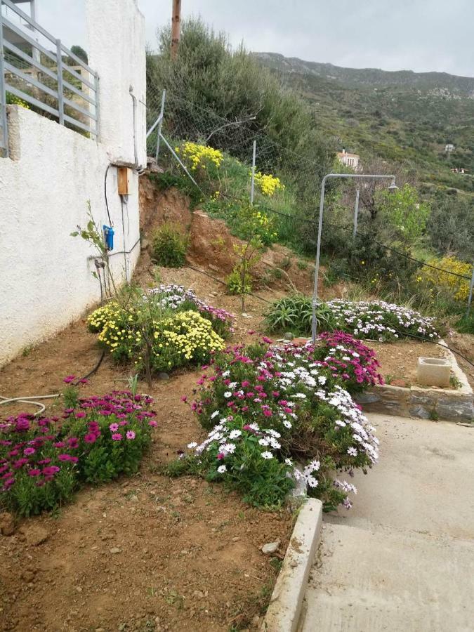 Agnanti Villa Akhladherí Buitenkant foto